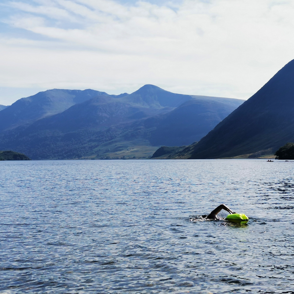 Embracing the Chill: Why Autumn and Winter Outdoor Swimming Trumps the Pool